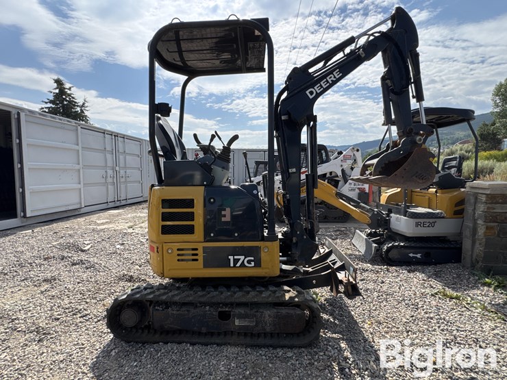 2020-deere-17g-image-4