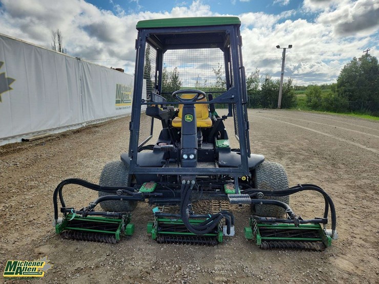 john-deere-3225c-image-7