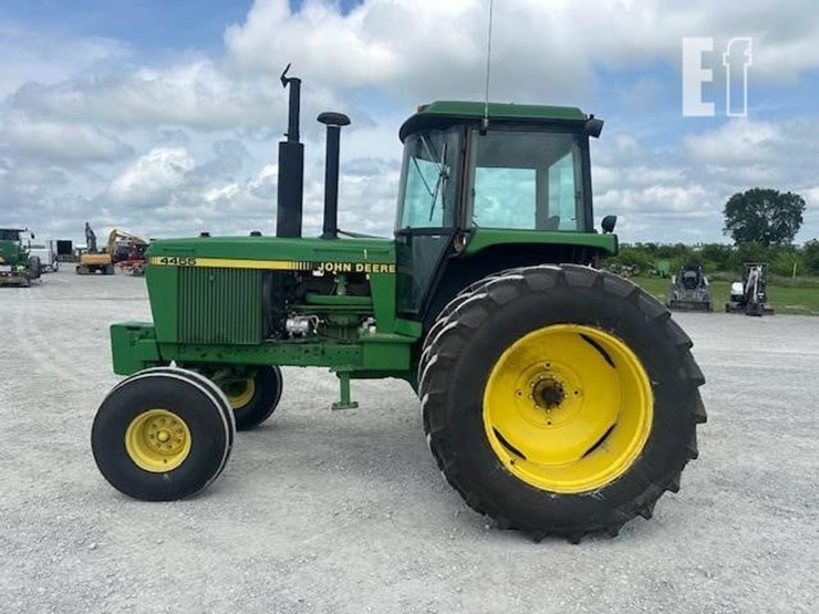 1991-john-deere-4455-image-2