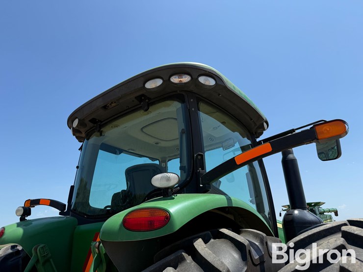 2013-john-deere-8310r-image-12