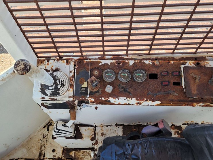 bobcat-2410-image-8