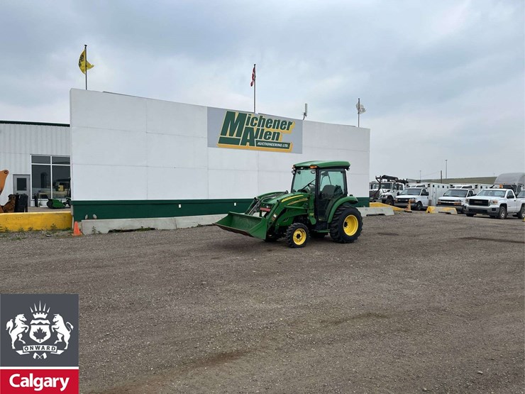 2011-john-deere-3520-image-1