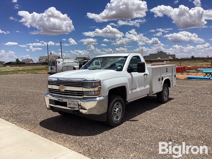 2015-chevrolet-silverado-2500-image-1