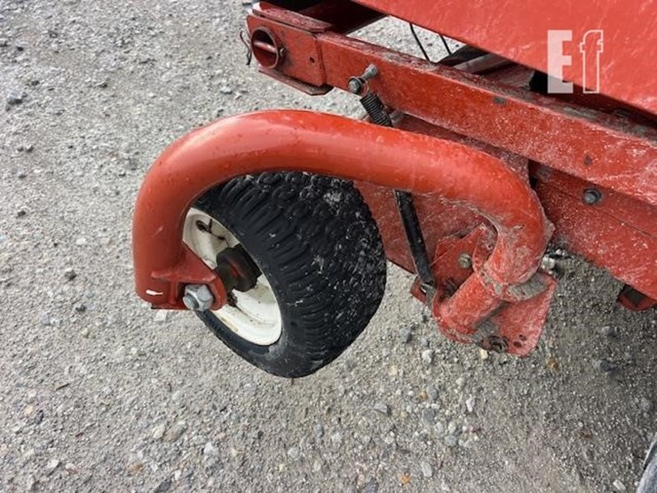 hesston-856a-image-25
