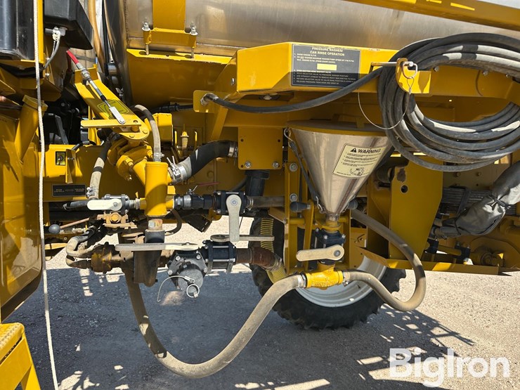 ag-chem-rogator-854-image-11