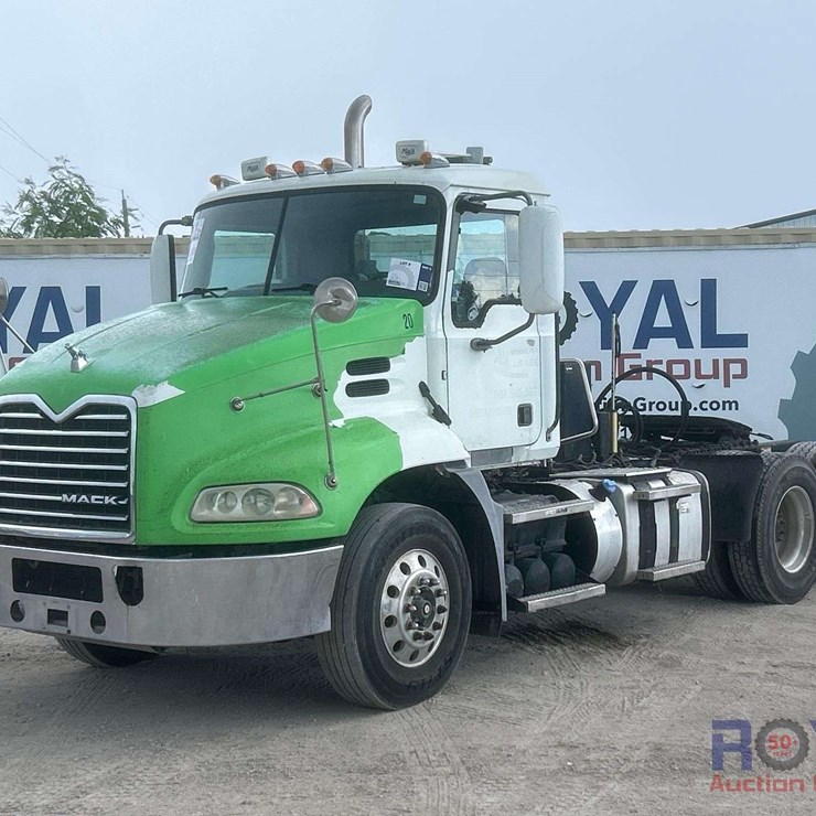 2012 Mack CXU613 Day Cab T/A Wet Kit Truck Tractor