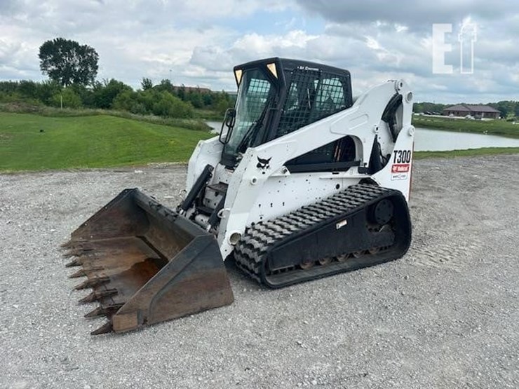 2008-bobcat-t300-image-1
