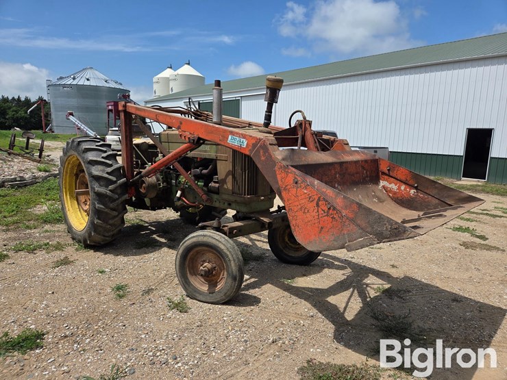 1953-john-deere-60-image-3
