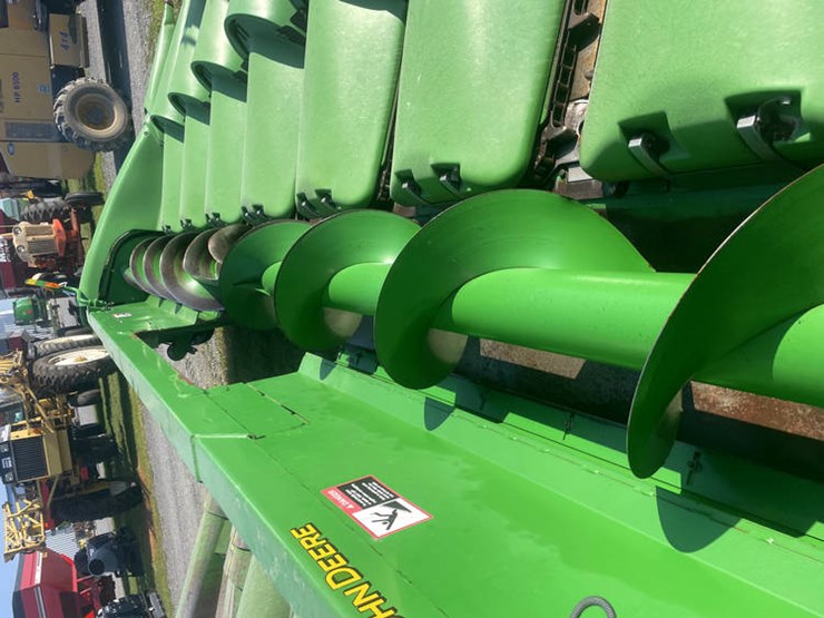 2009-john-deere-608c-image-15