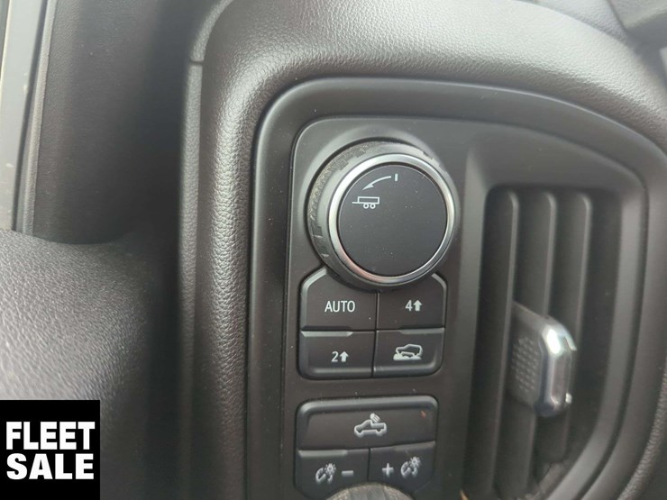 2021-chevrolet-silverado-1500-image-12