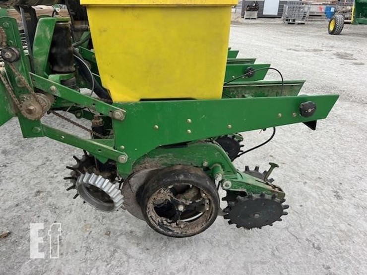 john-deere-1770-image-22