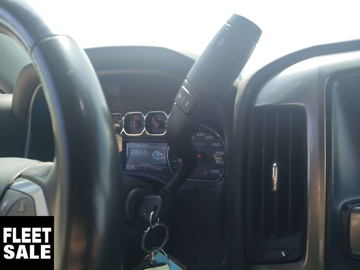 2018-chevrolet-silverado-1500-image-11
