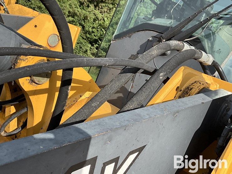 2009-deere-544k-image-19