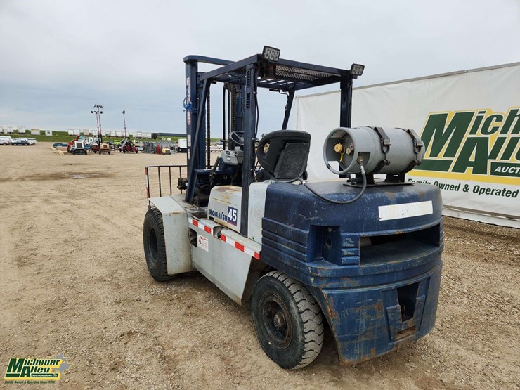 komatsu-fg45t-6-image-3