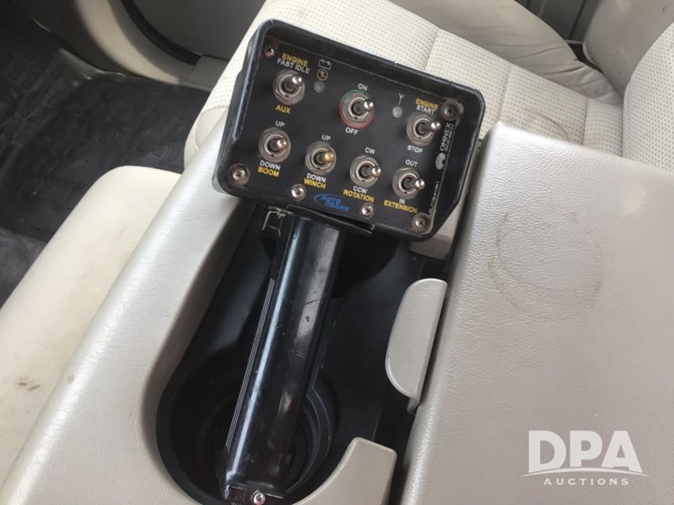 2008-ford-f550-image-28