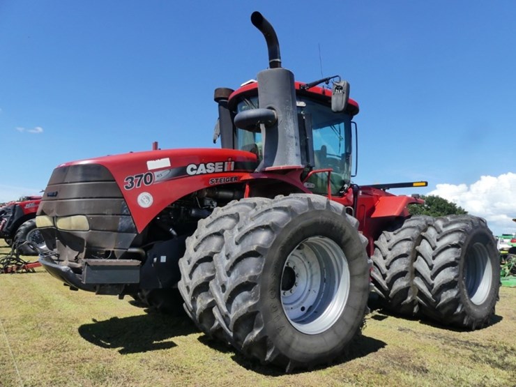case-ih-370-image-1