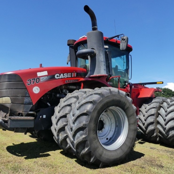 CASE IH 370