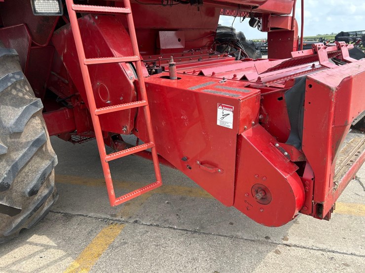 case-ih-2388-image-25