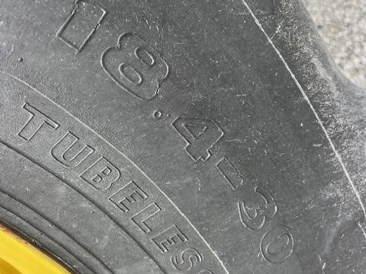 2009-john-deere-5093e-image-23