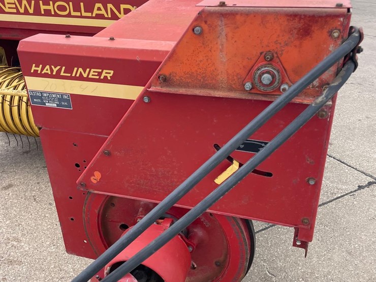 new-holland-311-image-44