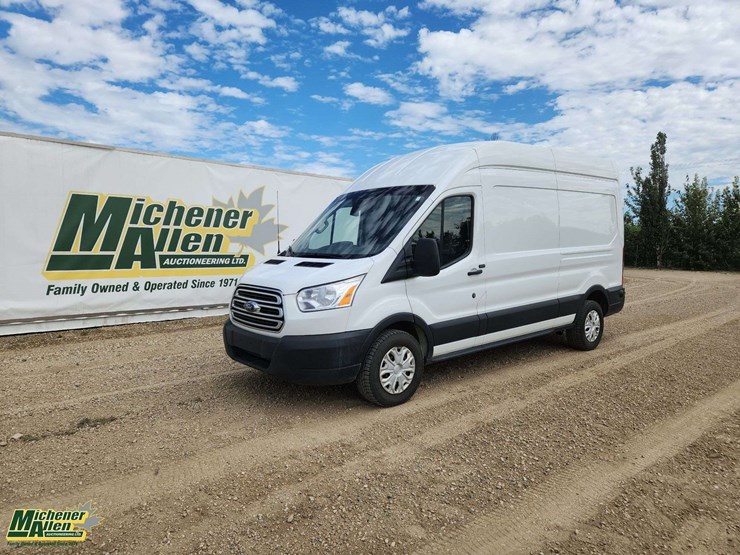 2019-ford-transit-image-1