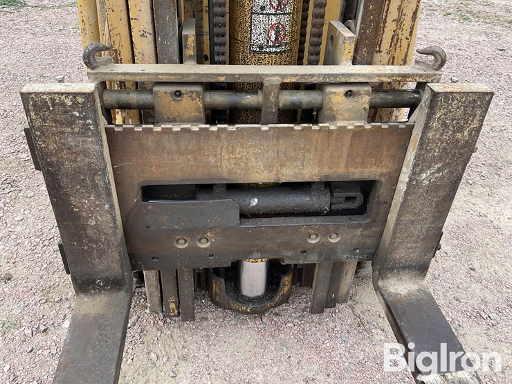 caterpillar-t50b-image-9