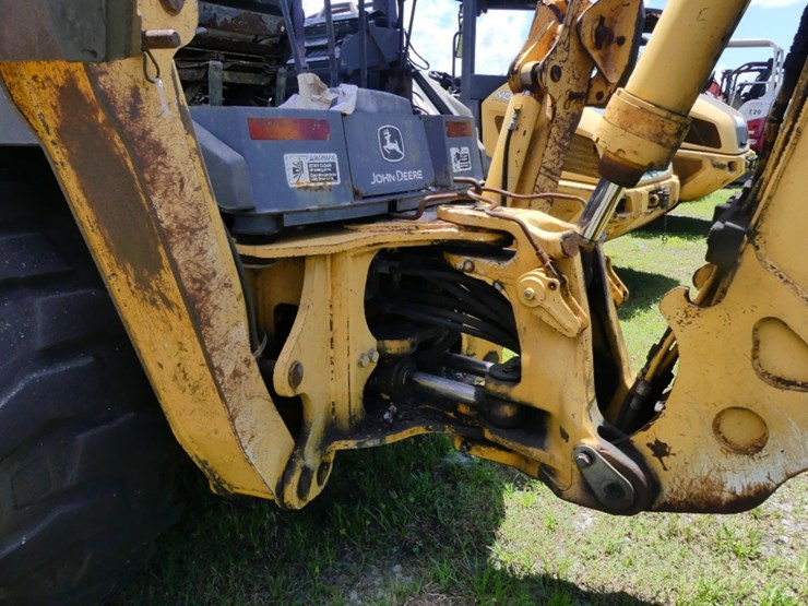 deere-410g-image-7