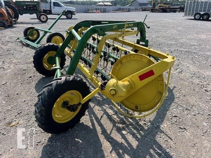 1975-john-deere-671-image-8