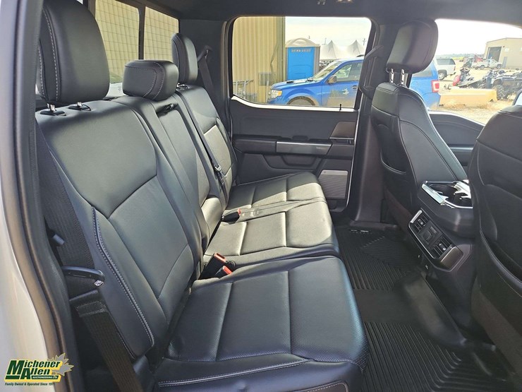 2022-ford-f150-image-16