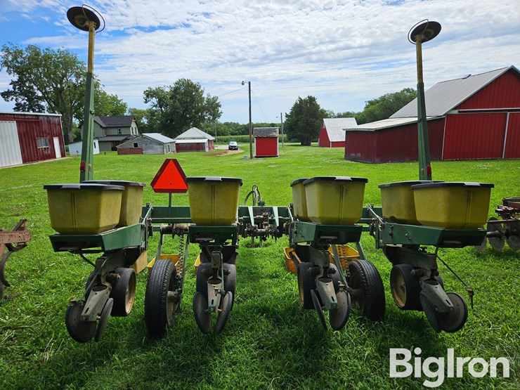 john-deere-7000-image-6