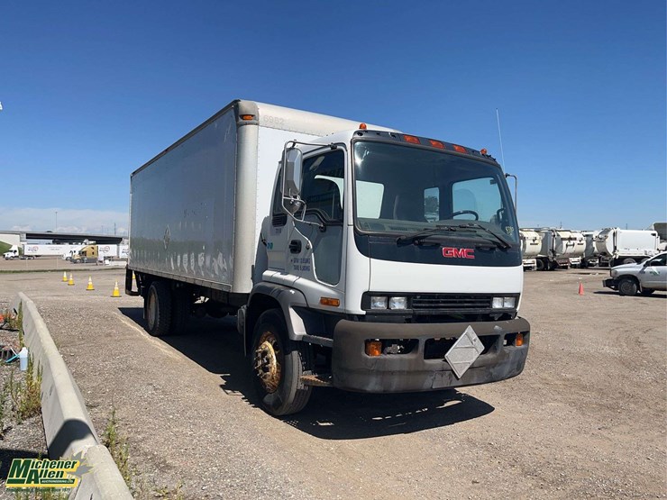 2007-gmc-t7500-image-17