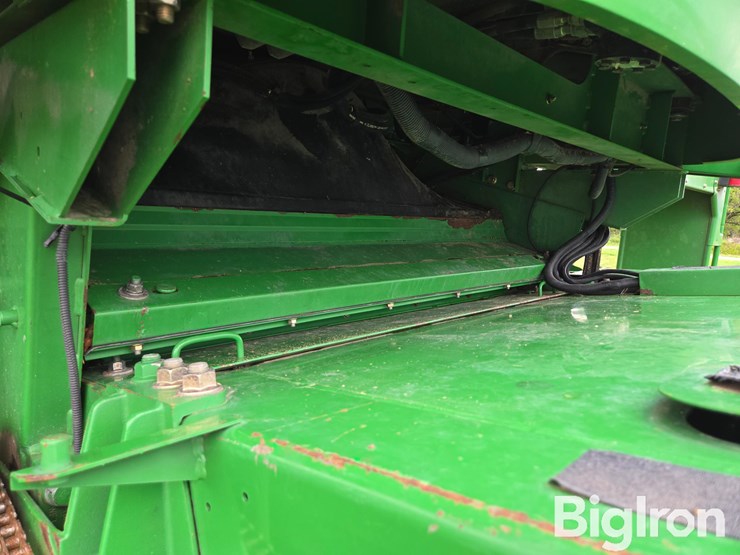 2006-john-deere-9660-sts-image-11