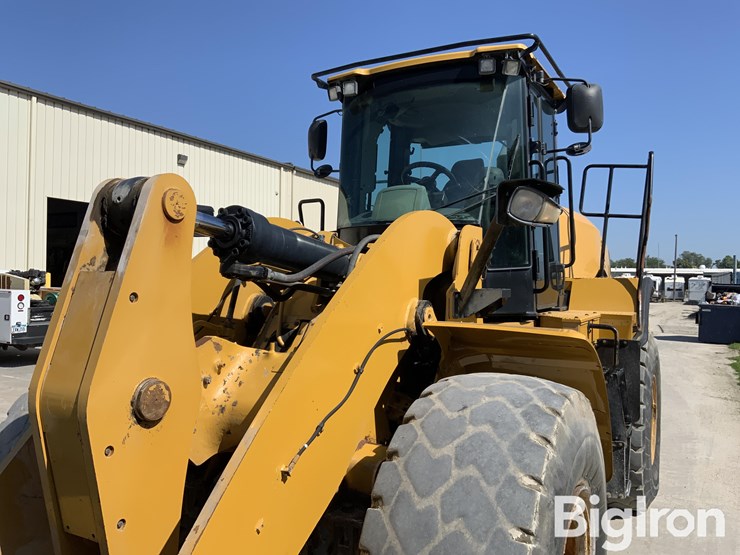 2014-caterpillar-950k-image-15
