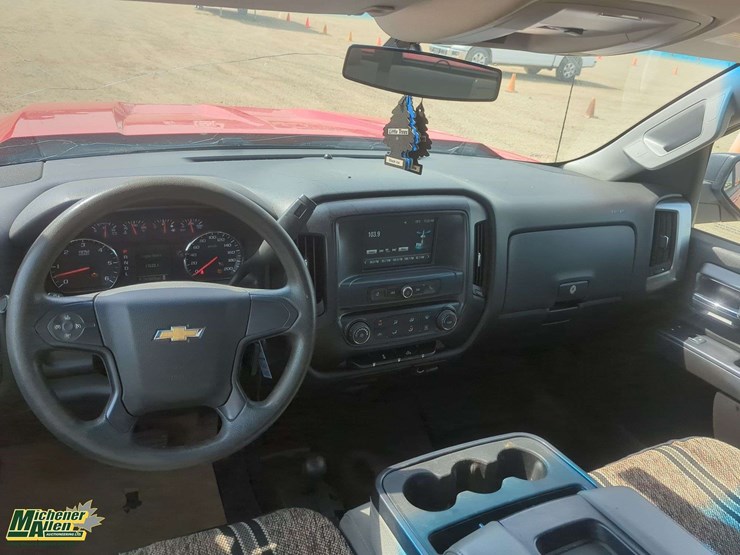 2017-chevrolet-silverado-1500-image-10