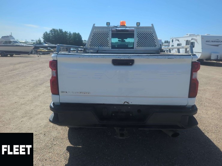 2020-chevrolet-silverado-2500hd-image-18