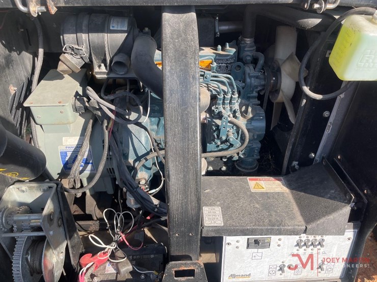 2020-allmand-bros-night-lite-v-series-nlv-image-12