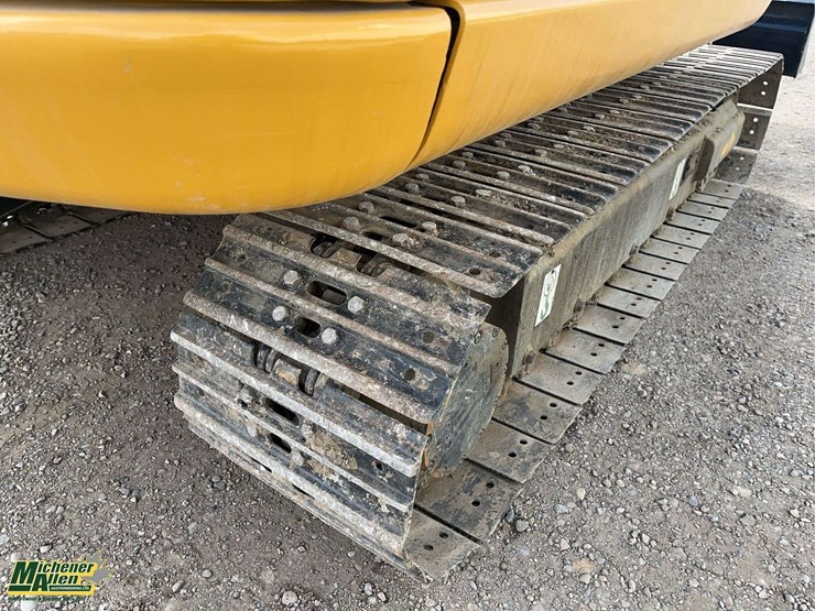 caterpillar-305-image-17