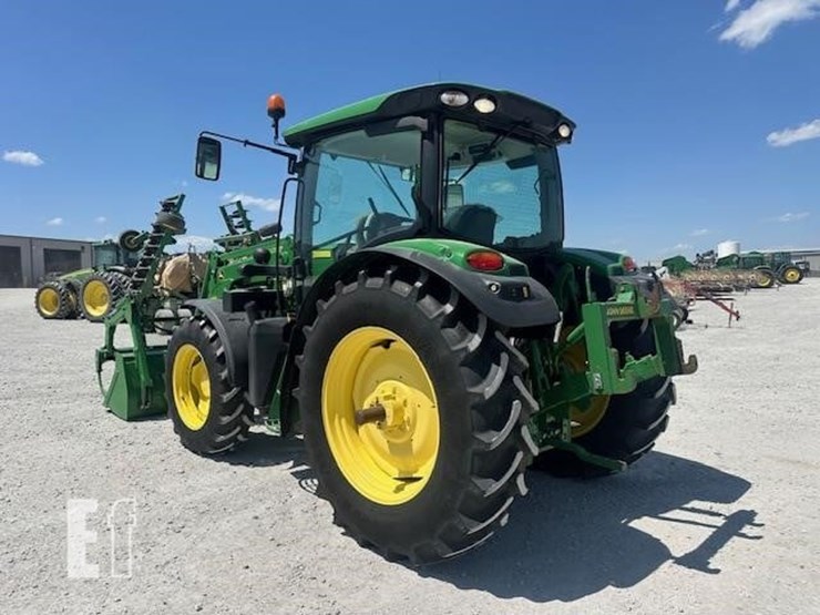 2013-john-deere-6125r-image-3