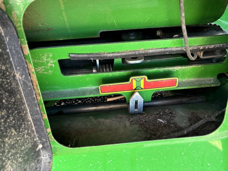 2021-john-deere-rd40f-image-41