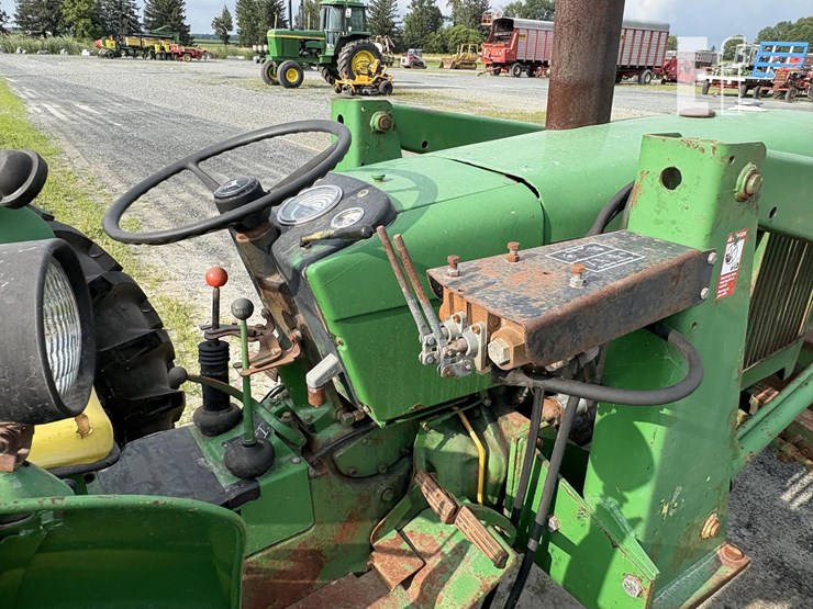 john-deere-2030-image-17