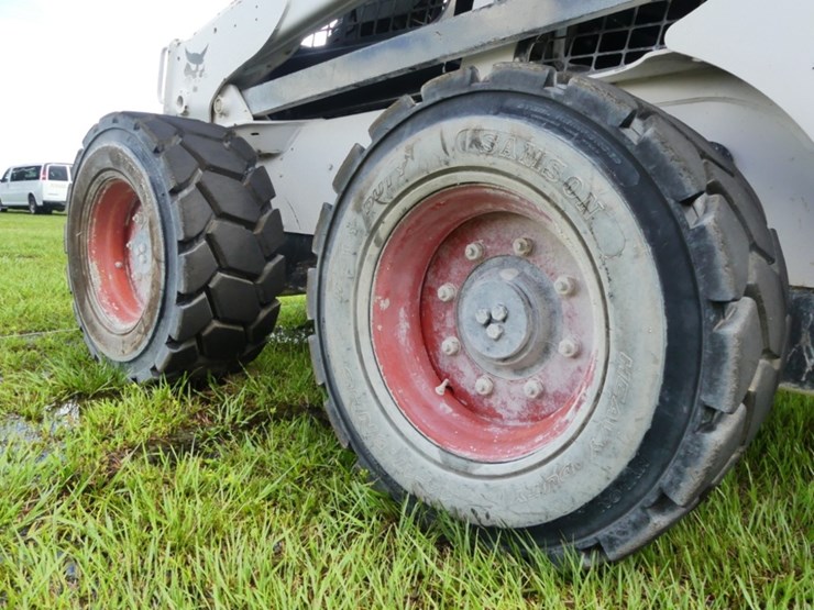 2016-bobcat-s850-image-5