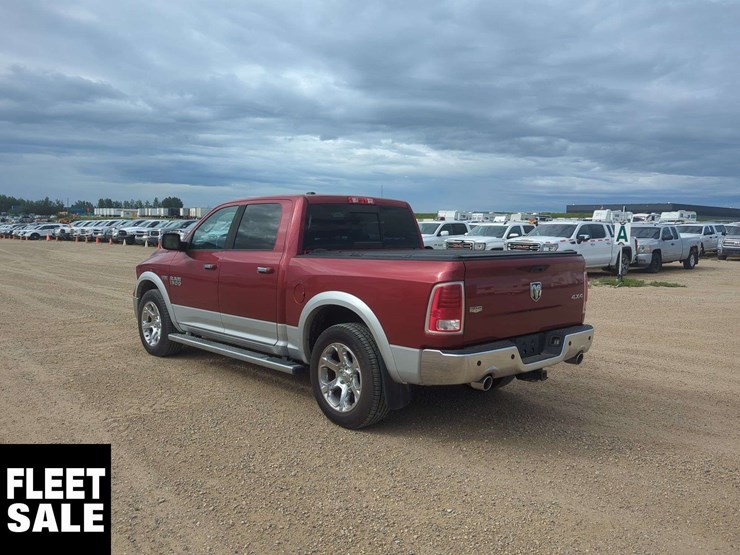 2013-ram-1500-laramie-image-3