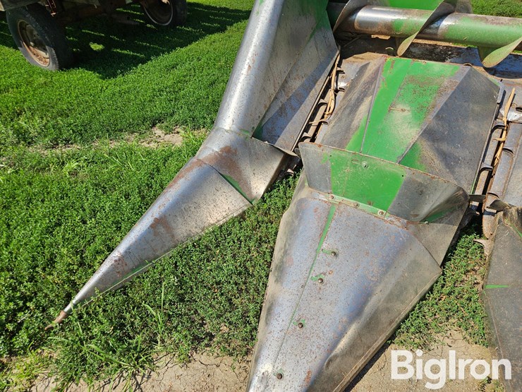 john-deere-444-image-12
