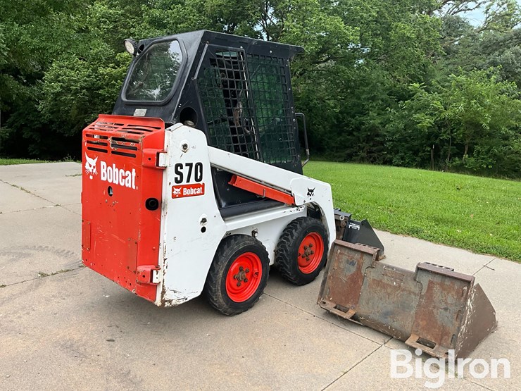 2010-bobcat-s70-image-5
