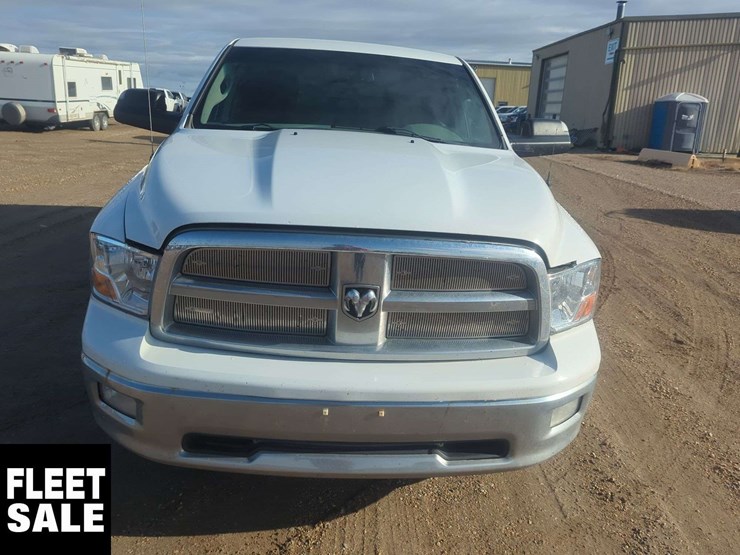2011-ram-1500-slt-image-20