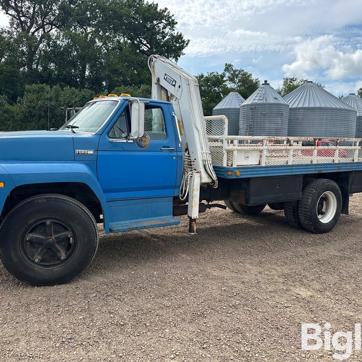 1982 FORD F700
