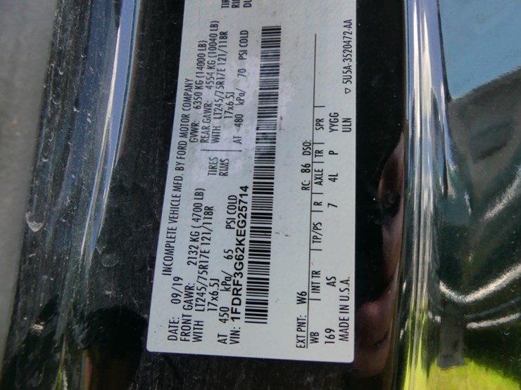 2019-ford-f350-xl-image-17
