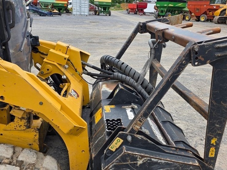 2020-caterpillar-299d3-xe-image-9