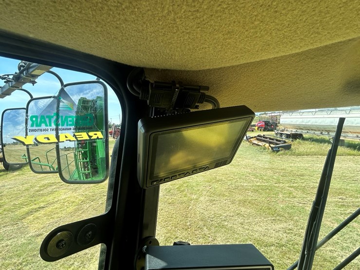 2016-john-deere-cs690-image-24