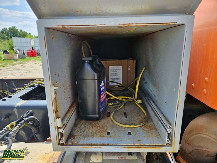 2010-kenworth-t800-image-20